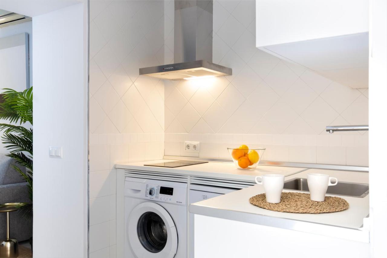 Suites Maestranza - Refinadores By Magno Apartments Seville Luaran gambar