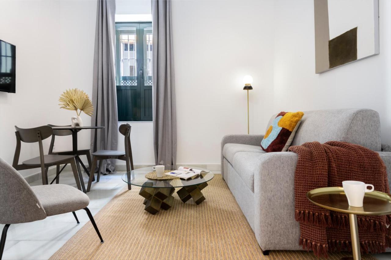 Suites Maestranza - Refinadores By Magno Apartments Seville Luaran gambar